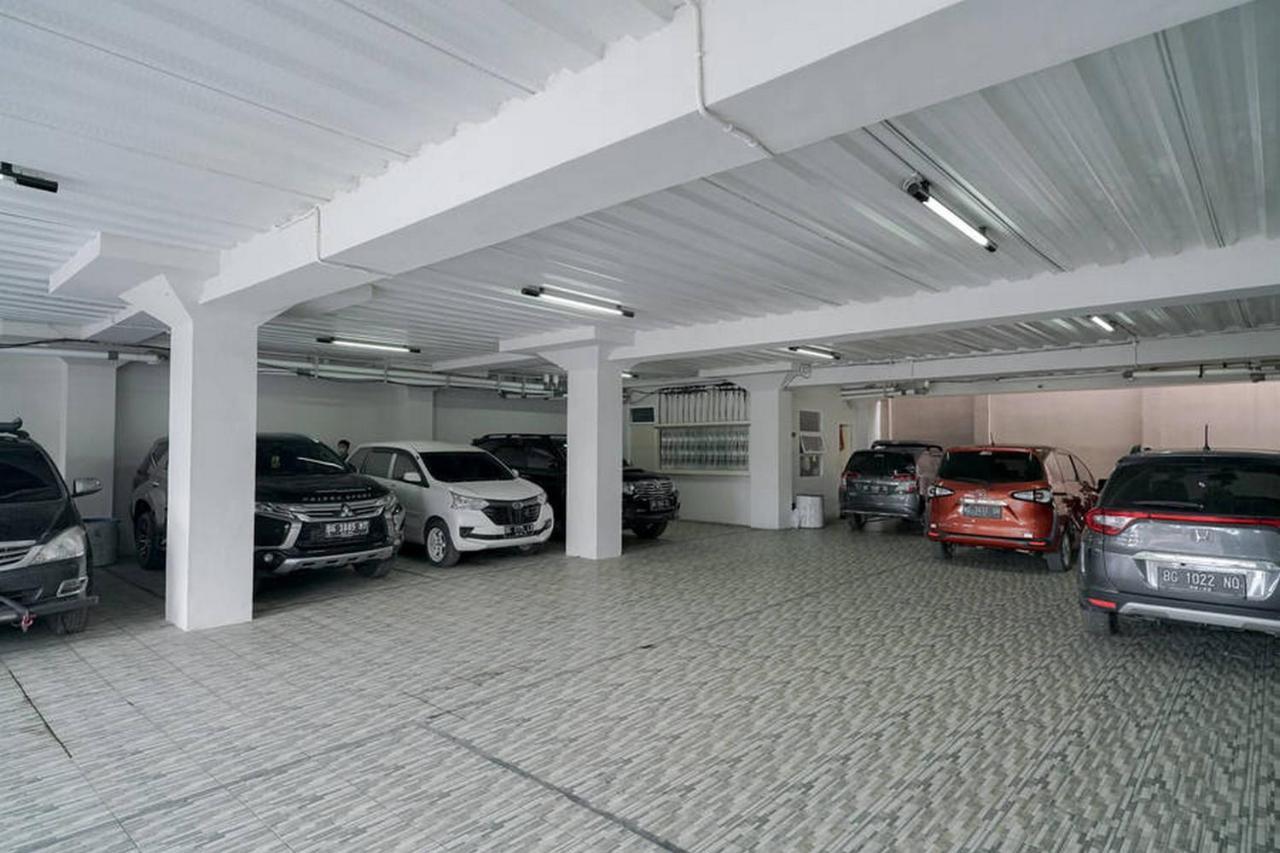 Urbanview Hotel Bari Syariah Palembang By Reddoorz Zewnętrze zdjęcie